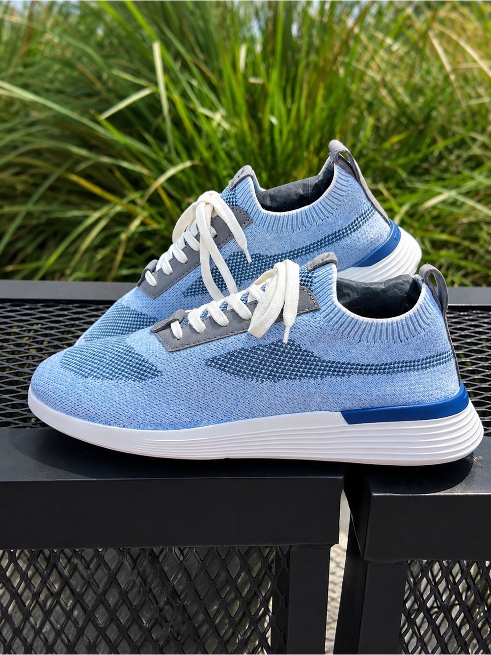 Wolf & Shepherd SupremeKnit™ Trainer! NEVER WORN!